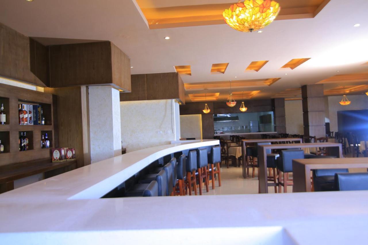 Daisy Hotel Addis Abeba Exterior foto